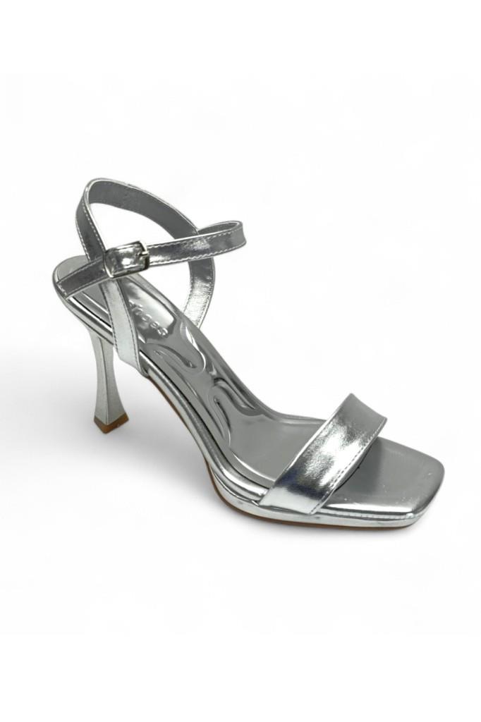 Erbay 600-26 Parlak Simli Deri Tek Bant Orta Topuk Kadın Sandalet