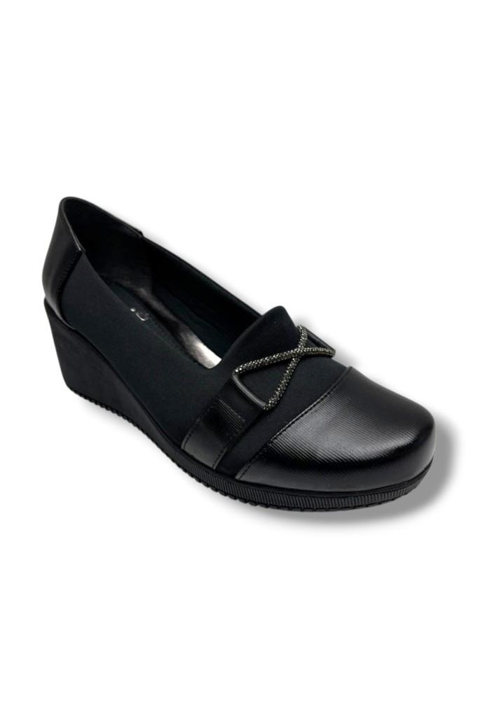 Oi 240-26 Streçli Deri Çapraz Taşlı Anatomik Dolgu Topuklu Kadın Ayakkabı