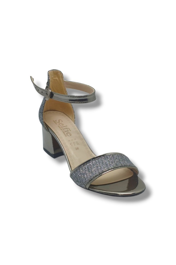 Selfie 4270-26 Simli Rugan Tek Bant Orta Topuk Fashion Kadın Sandalet(5,5cm)
