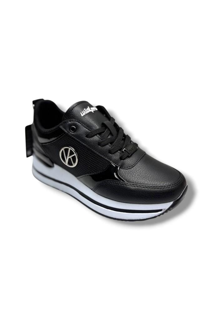 Wickers 2927-26 Cilt Deri Dolgu Topuklıu Anatomik Kadın Sneaker Siyah Beyaz