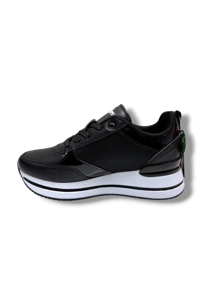 Wickers 2927-26 Cilt Deri Dolgu Topuklıu Anatomik Kadın Sneaker Siyah Beyaz