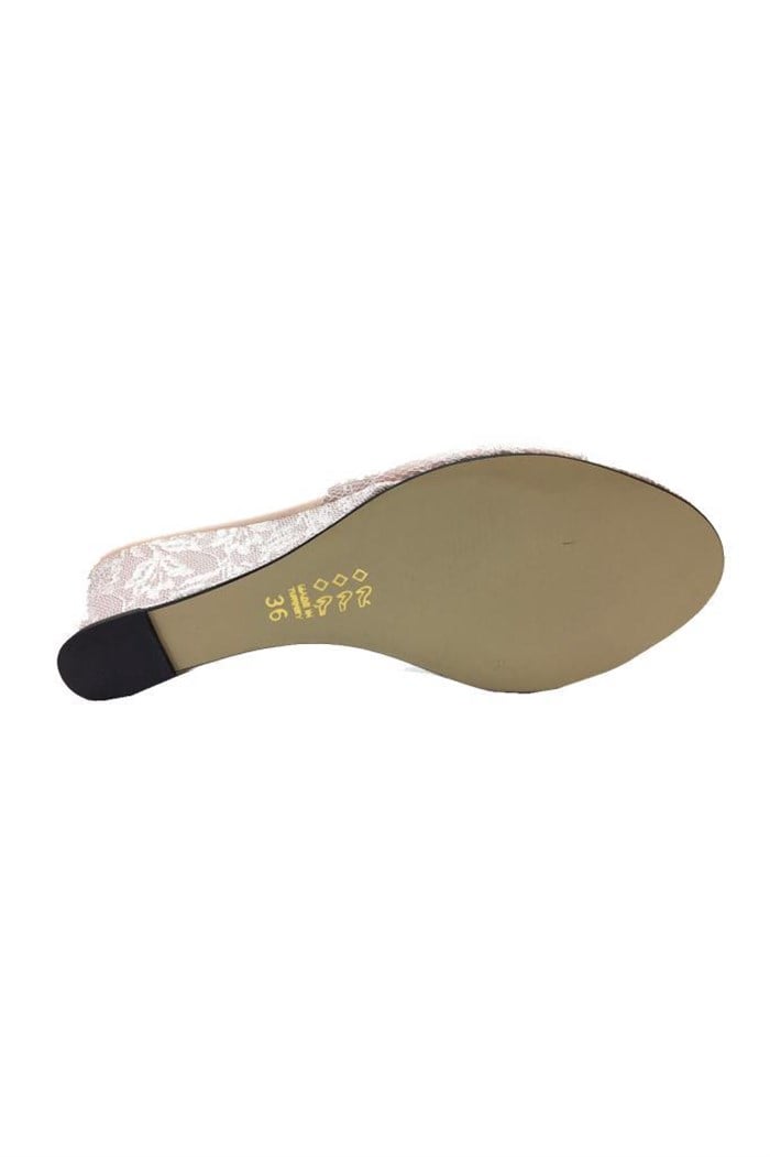 Whipper 9801 Nakışlı Dolgu Topuk Tüylü Kadın Terlik