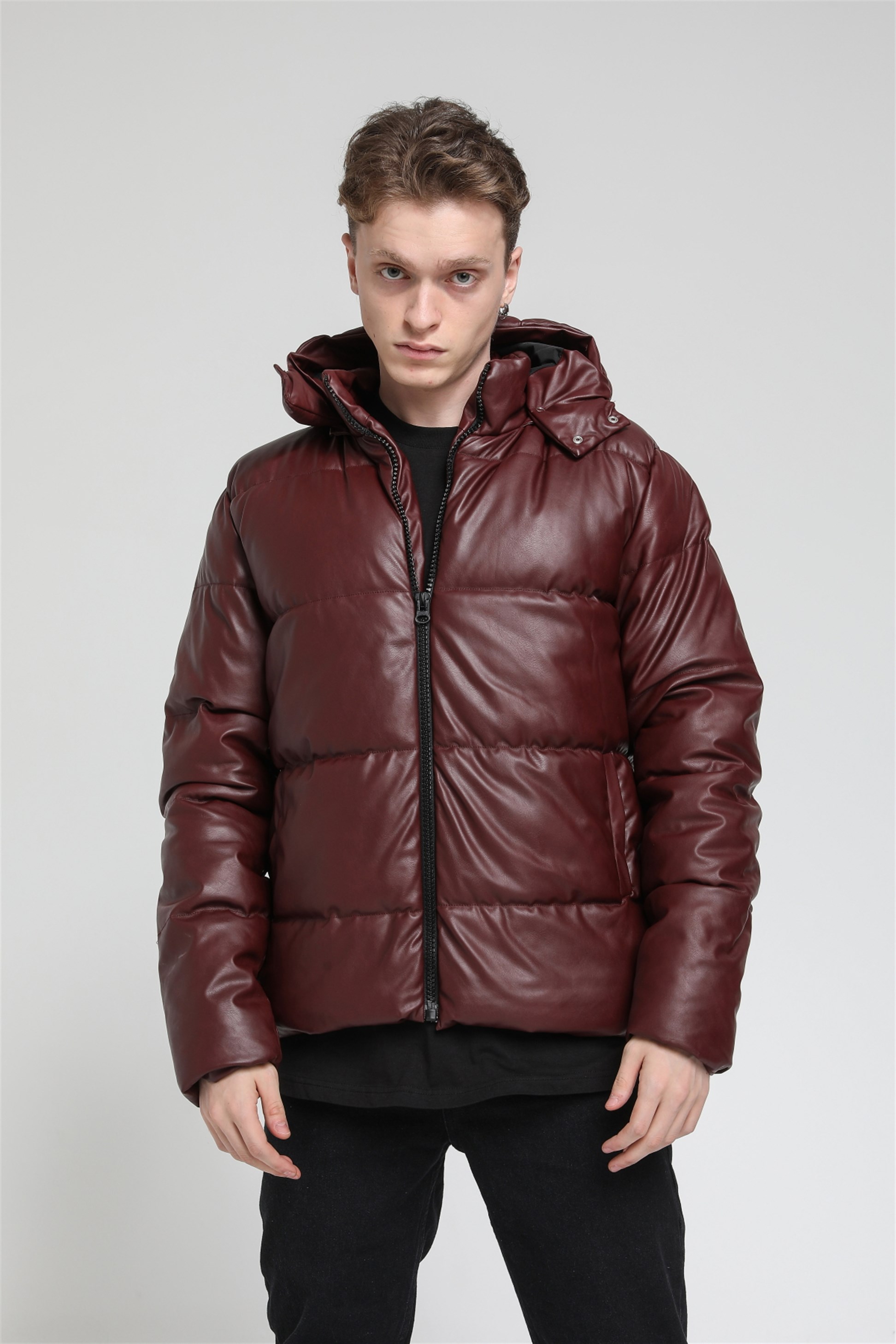 Kapüşonlu Şişme Deri Mont  R-2140