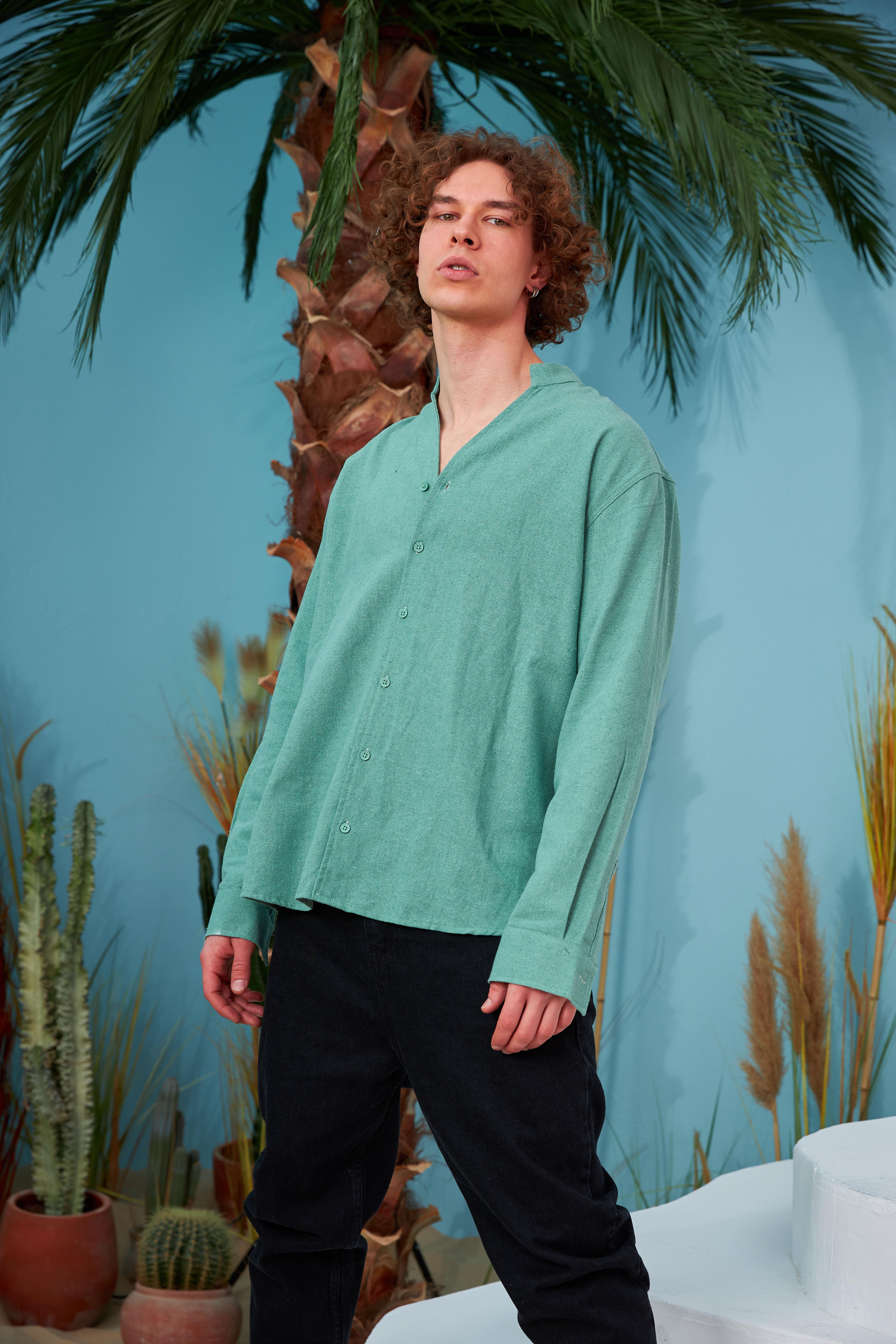 R-3608 Hakim V Yaka Uzun Kol Oversize Keten Karışımlı Gömlek