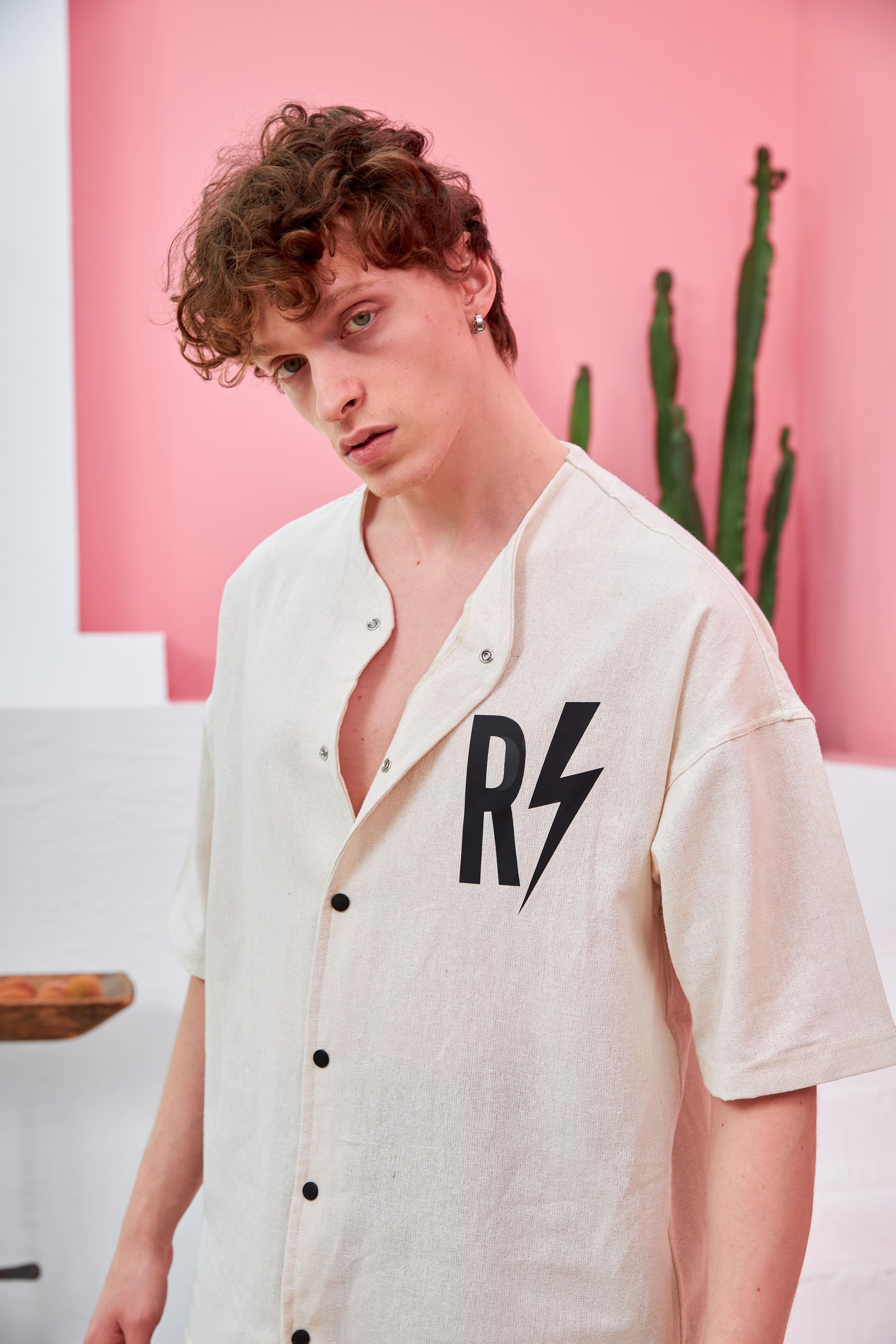 R-3641 Kısa Kol Pervaz Yaka Oversize Keten Gömlek