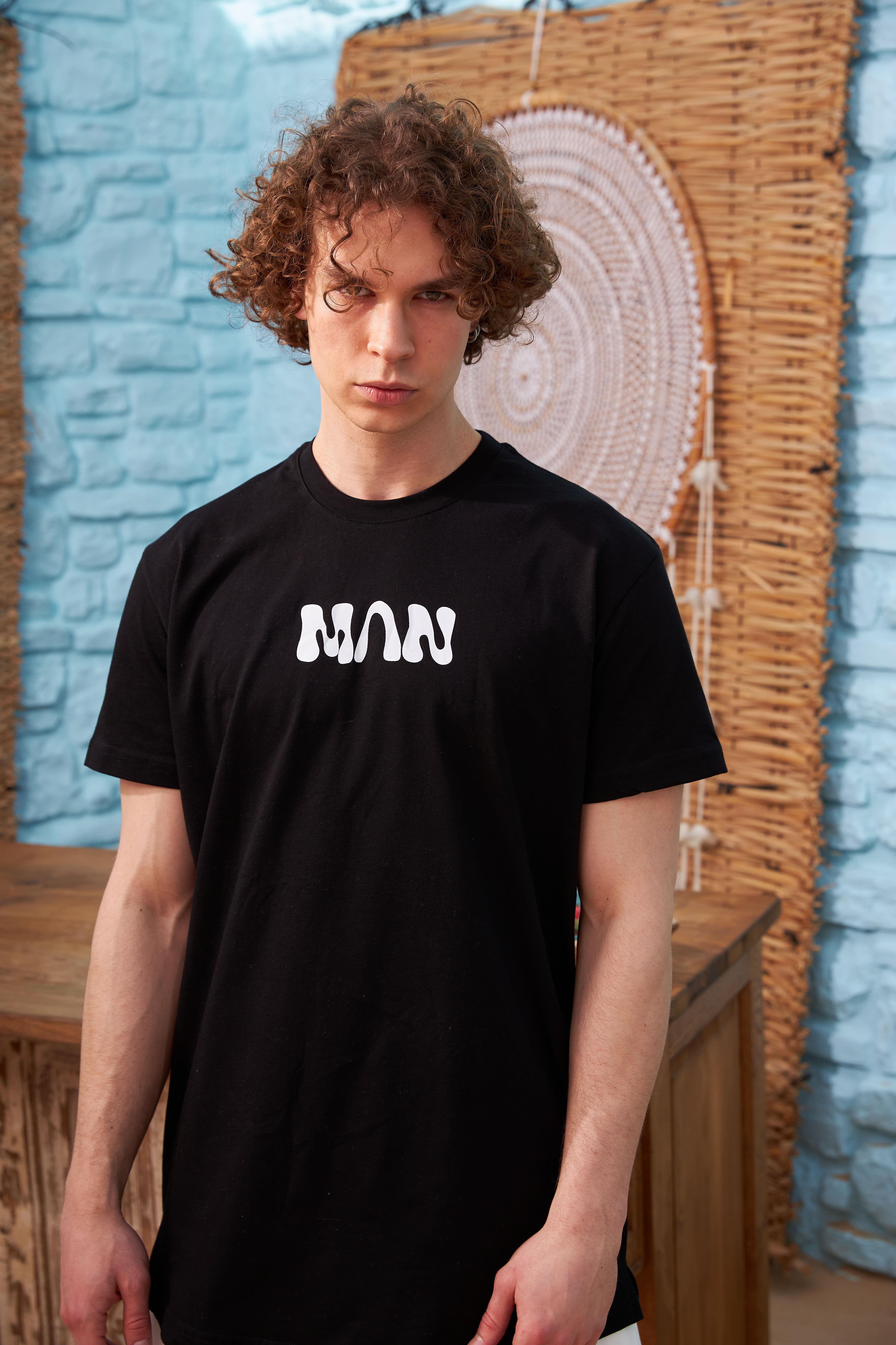 R-5552 Limited Edition Baskılı Yırtmaçlı T-shirt