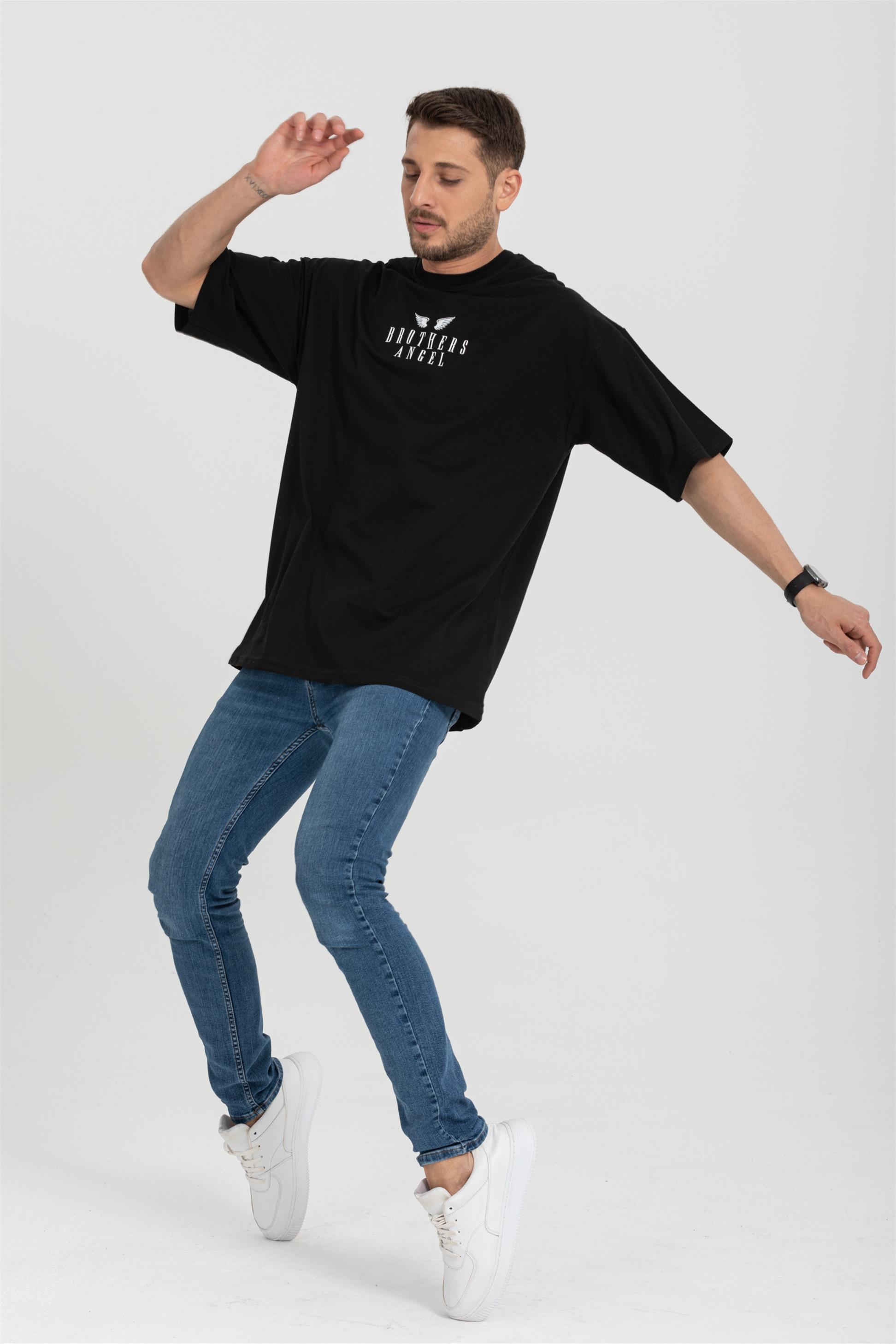 R-5719 Bisiklet Yaka Brothers Angel Baskılı Oversize T-shirt
