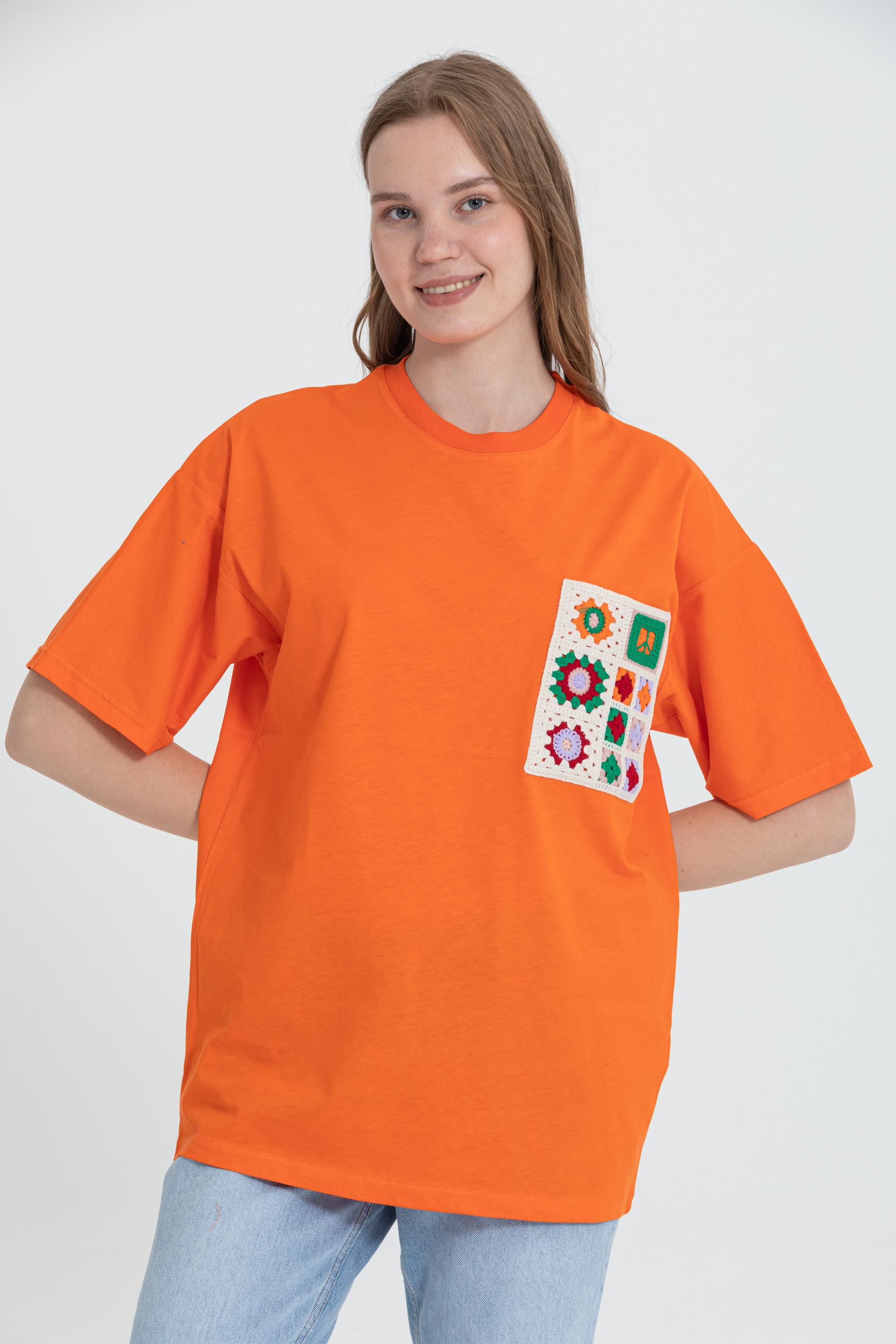 R-5731 Bisiklet Yaka Cep Dantel Detaylı Oversize T-shirt