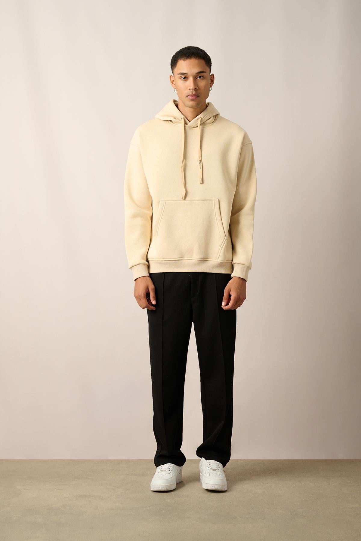 R-5841 Kapüşon Nakış Detaylı Üç İplik Şardonlu Sweat