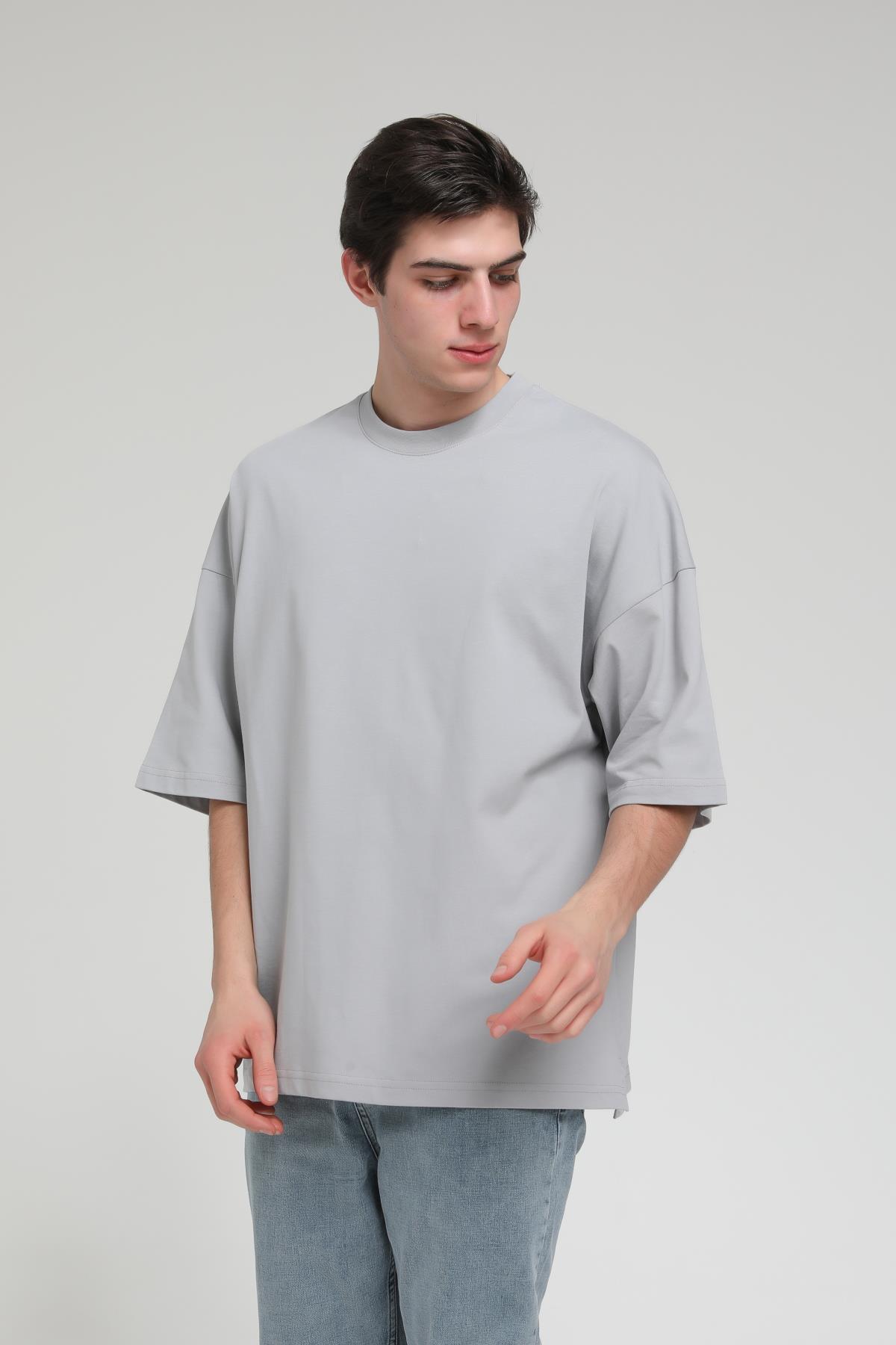 Yan Yırtmaç Detaylı Oversize Basic T-shirt  R-5543