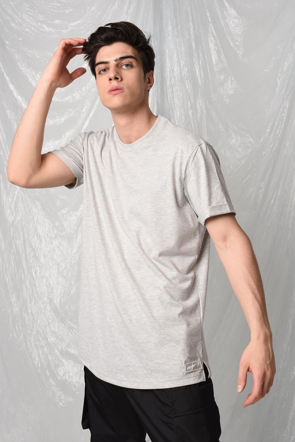 YANDAN YIRTMAÇLI BASİC  T-SHİRT R-5167