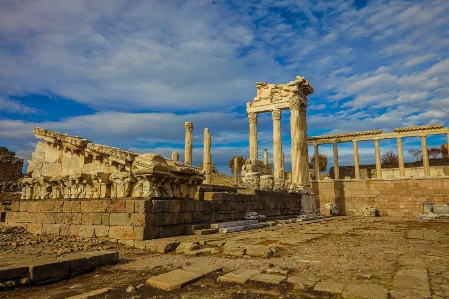 Anadolu Tarihinin Kaderini Değiştiren 10 Simge Yapı