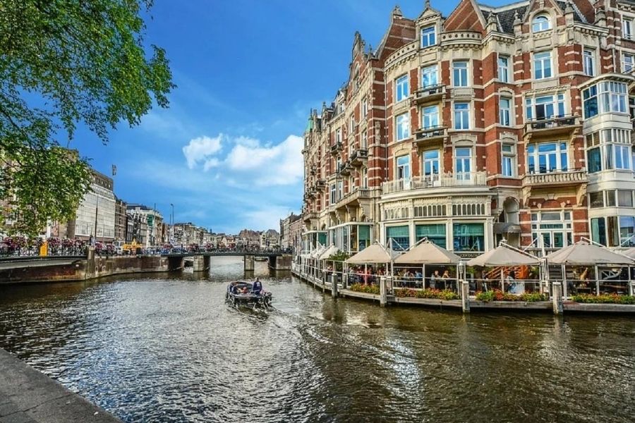 Dünyaya Meydan Okuyan Şehir: Amsterdam
