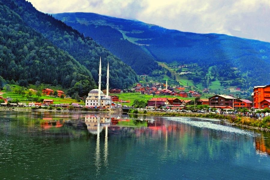 Yemyeşil Bir Vaha: Trabzon