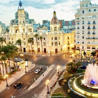 BUISENDTKADNISHBMDBüyük İspanya Endülüs Turu THY ile 7 Gece 8 Gün Akşam Yemekleri Dahil Madrid Gidiş Barcelona Dönüş