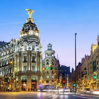 IKSUMMAD22İspanya Krallığı Pegasus Hava Yolları ile 7 Gece 8 Gün Madrid Gidiş Barcelona Dönüş
