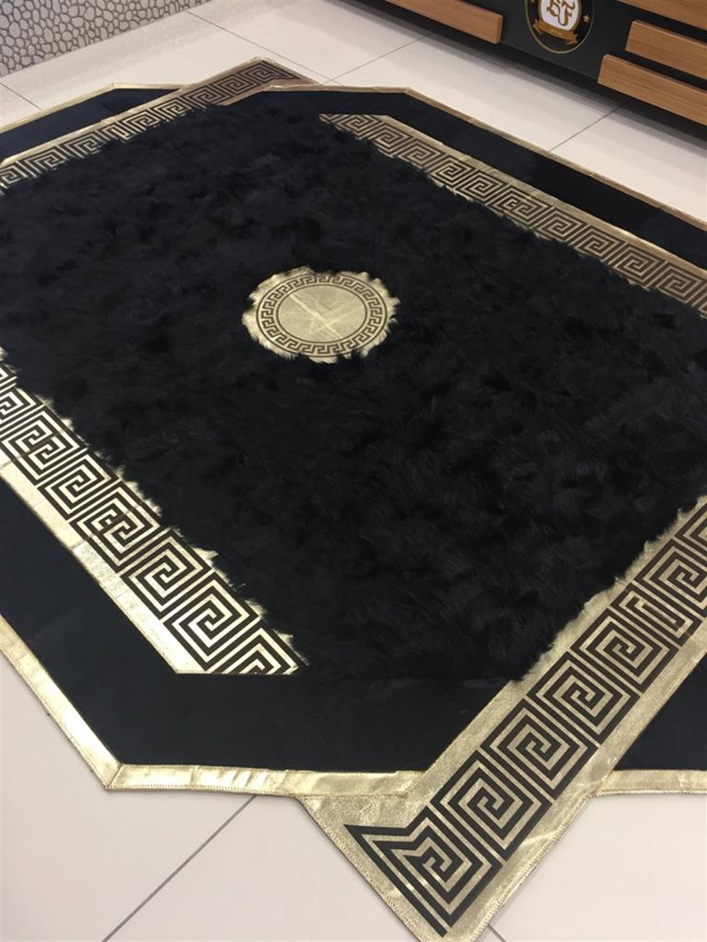 Bienna Fur El Dokuması Gold Bordür Doğal Toskana Halı / Kilim