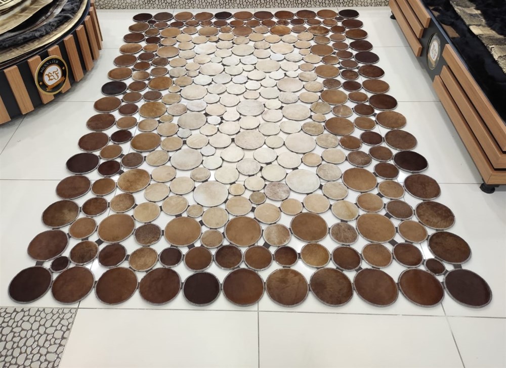 Bienna Fur Kaymaz Taban Doğal Deri Halı / Kilim