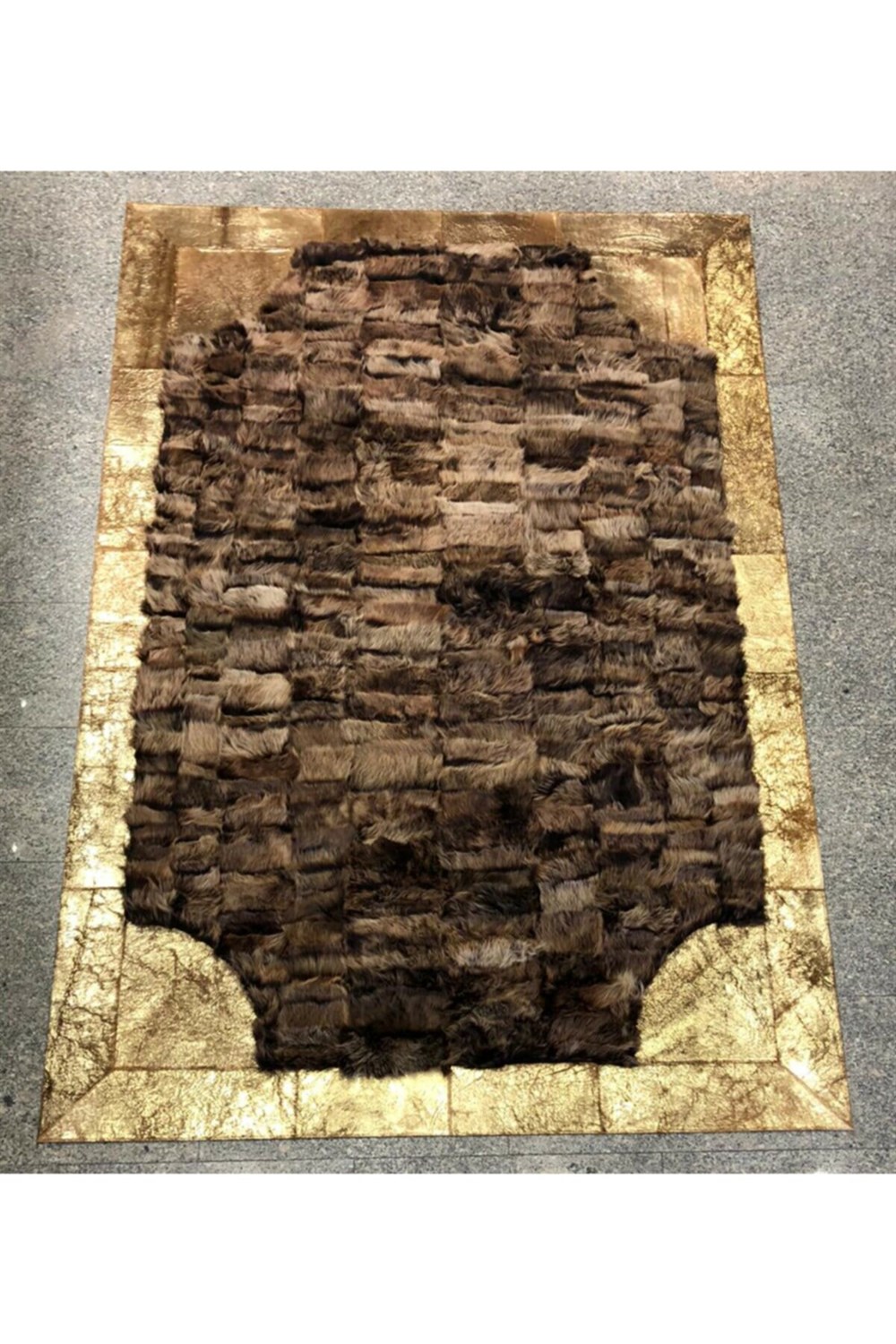 Bienna Fur El Dokuması Gold Bordür Doğal Toskana Halı / Kilim
