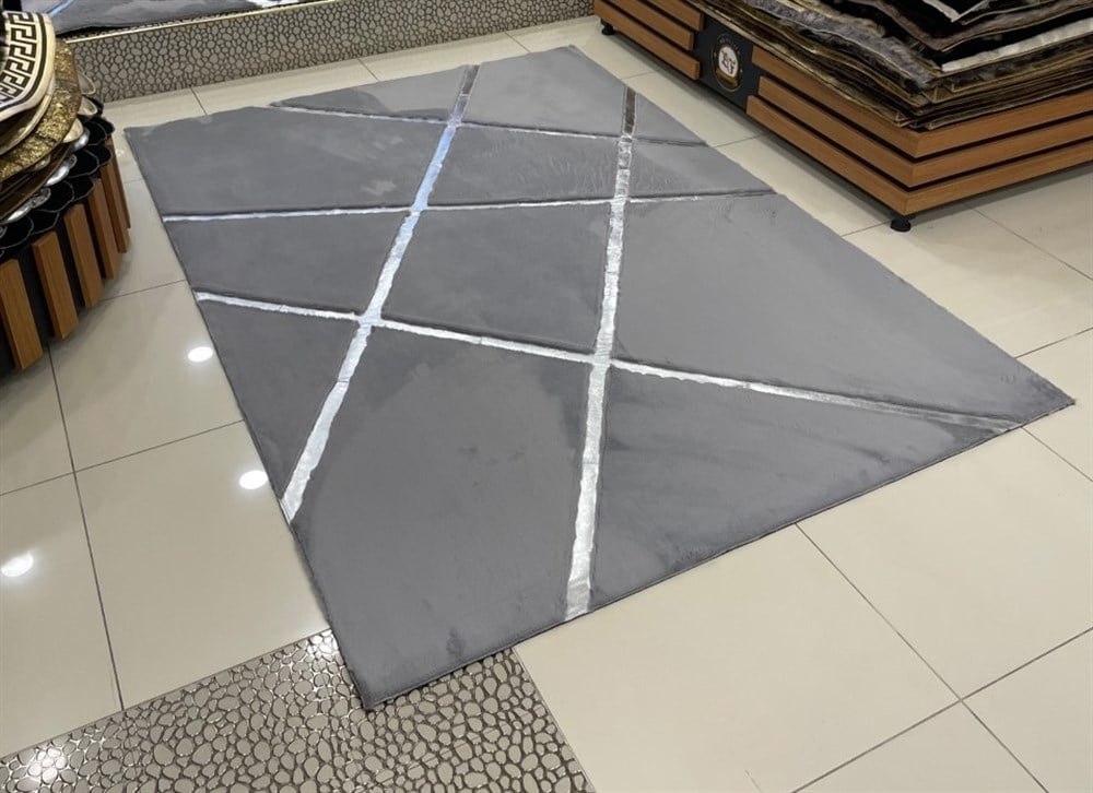 Bienna Fur Kaymaz İpek Pelüş & Deri Bordür Halı / Kilim