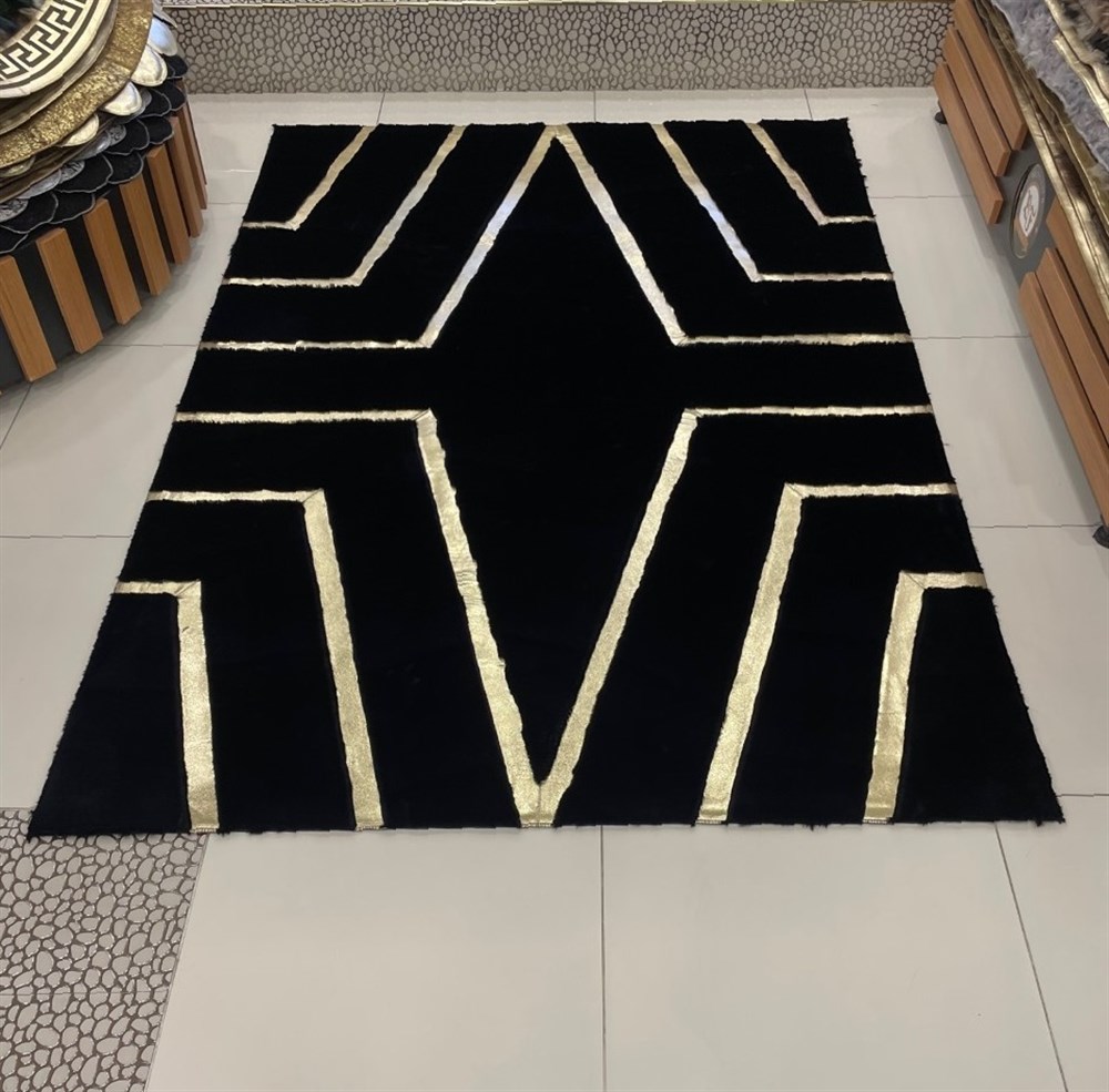 Bienna Fur Kaymaz Taban İpek Pelüş & Deri Bordür Halı / Kilim