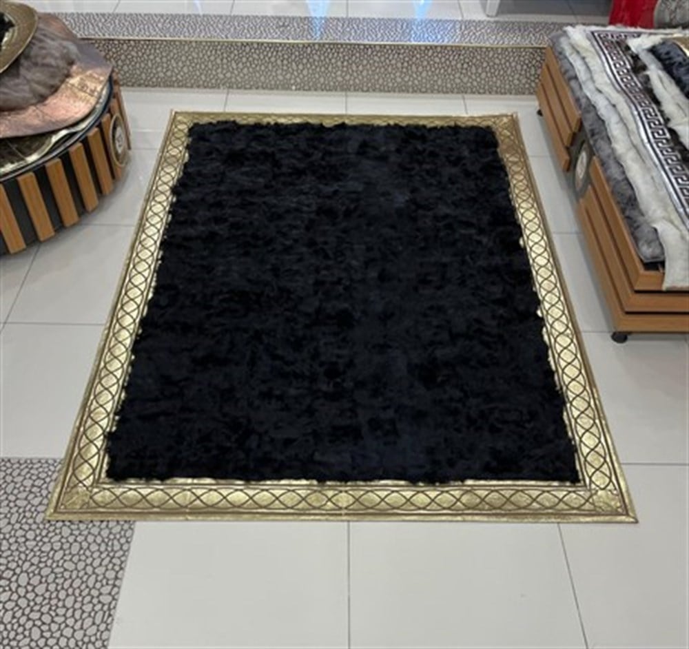 Bienna Fur Kaymaz Taban Siyah Toskana Gold Bordür Doğal Deri Halı