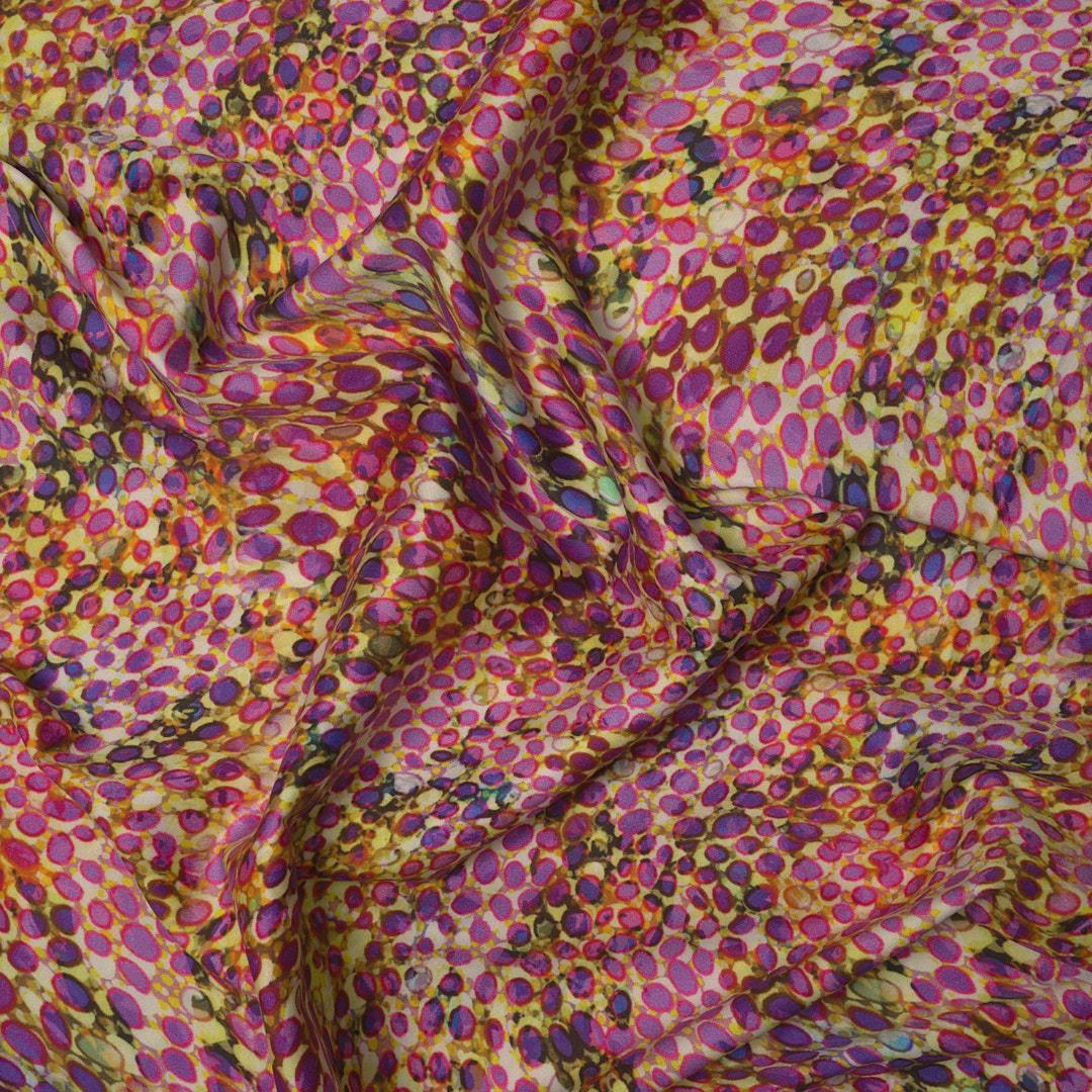 İtalyan Koton Saten Emprime Kumaş 07