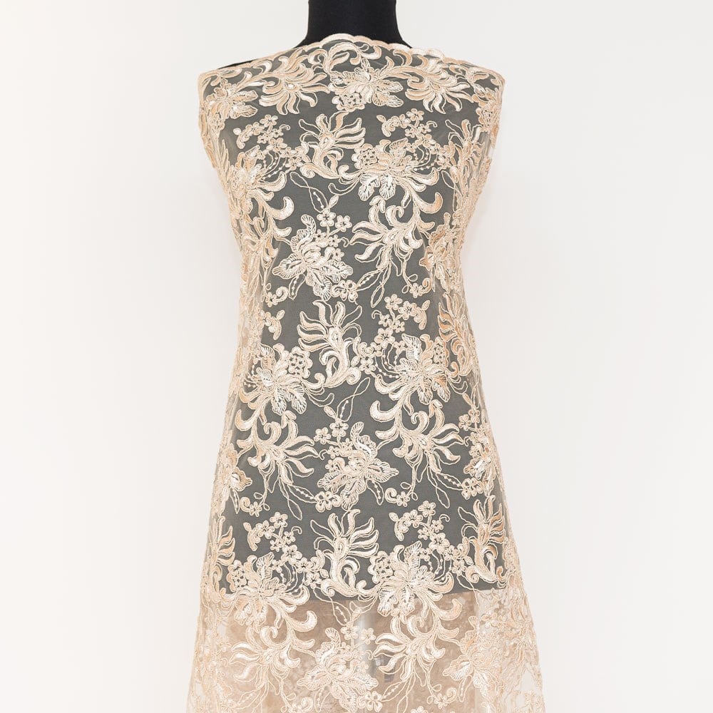 Kortlu Embrode Kumaş