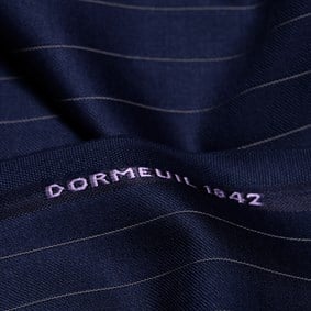 Dormeuil Kupon Lacivert Zemin Bej Çizgili 79
