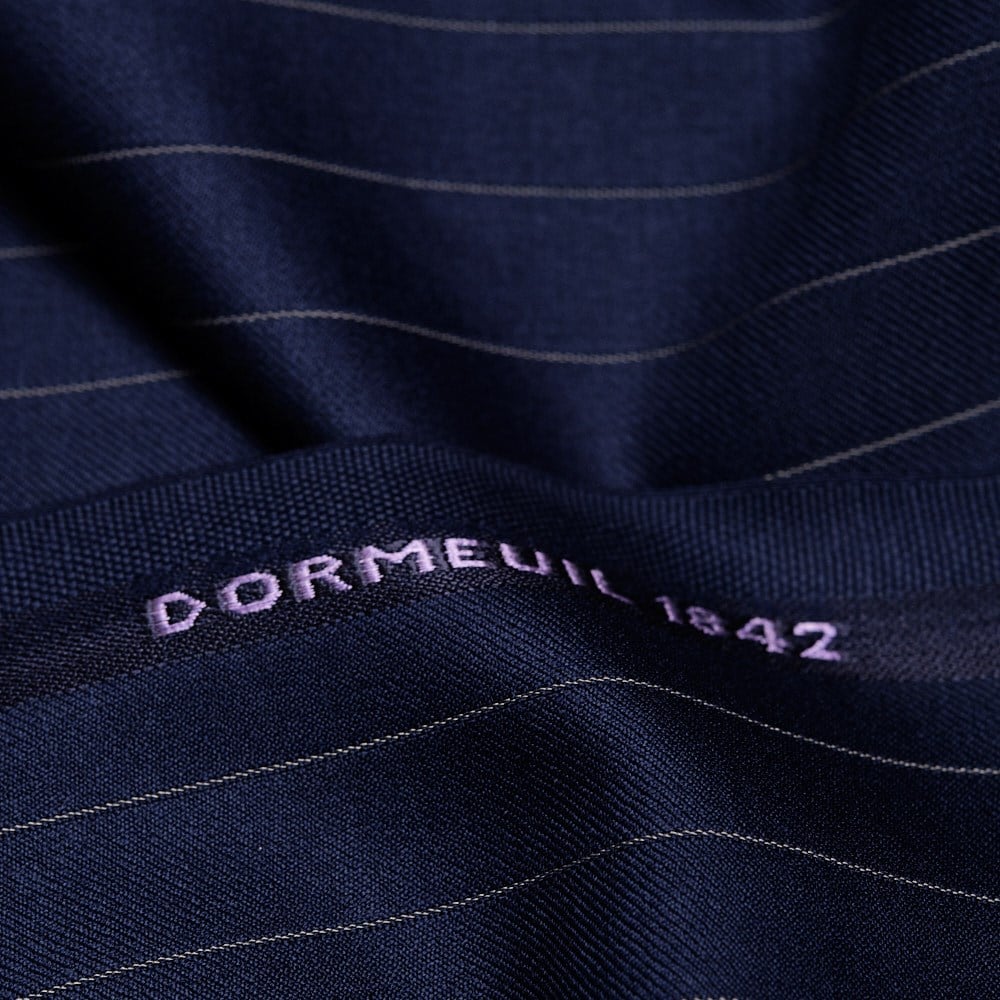 Dormeuil Kupon Lacivert Zemin Bej Çizgili 79