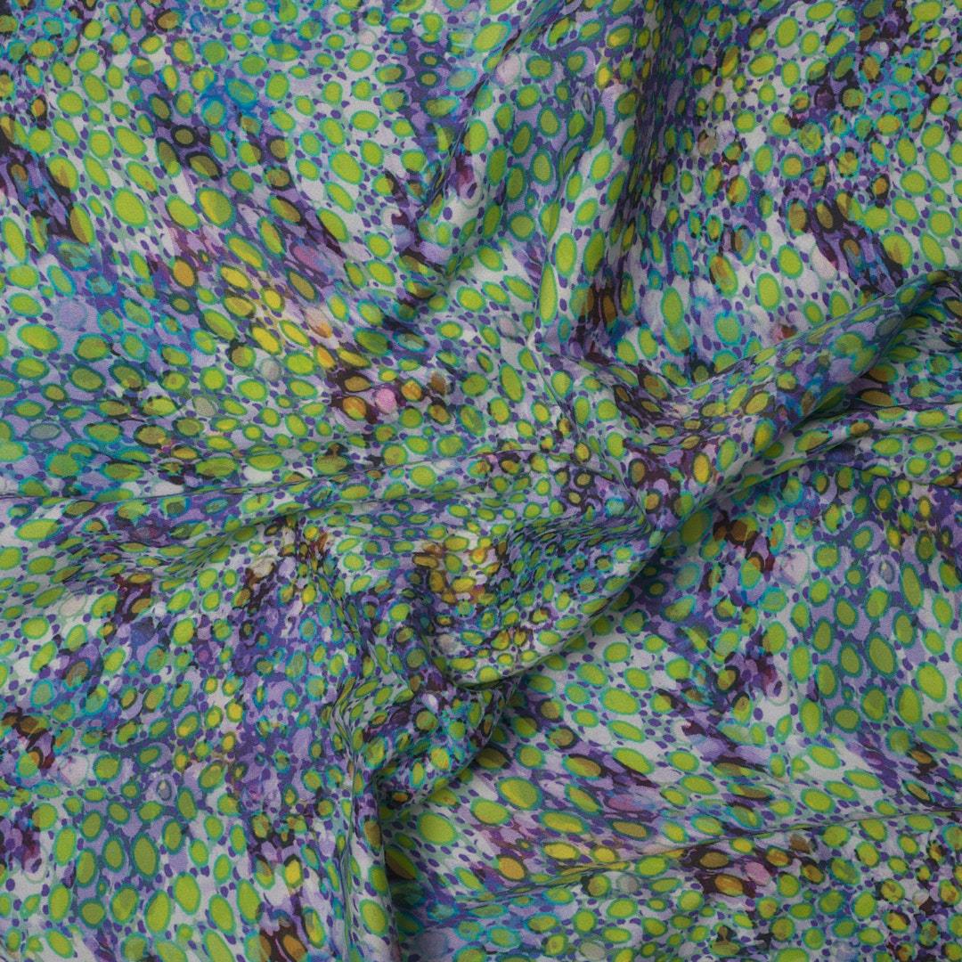 İtalyan Koton Saten Emprime Kumaş 06