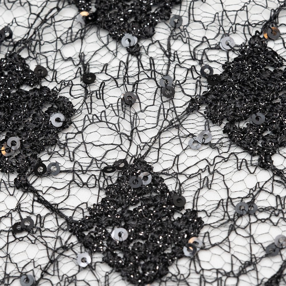 Tül üzeri Baklava Embroderi Kumaş