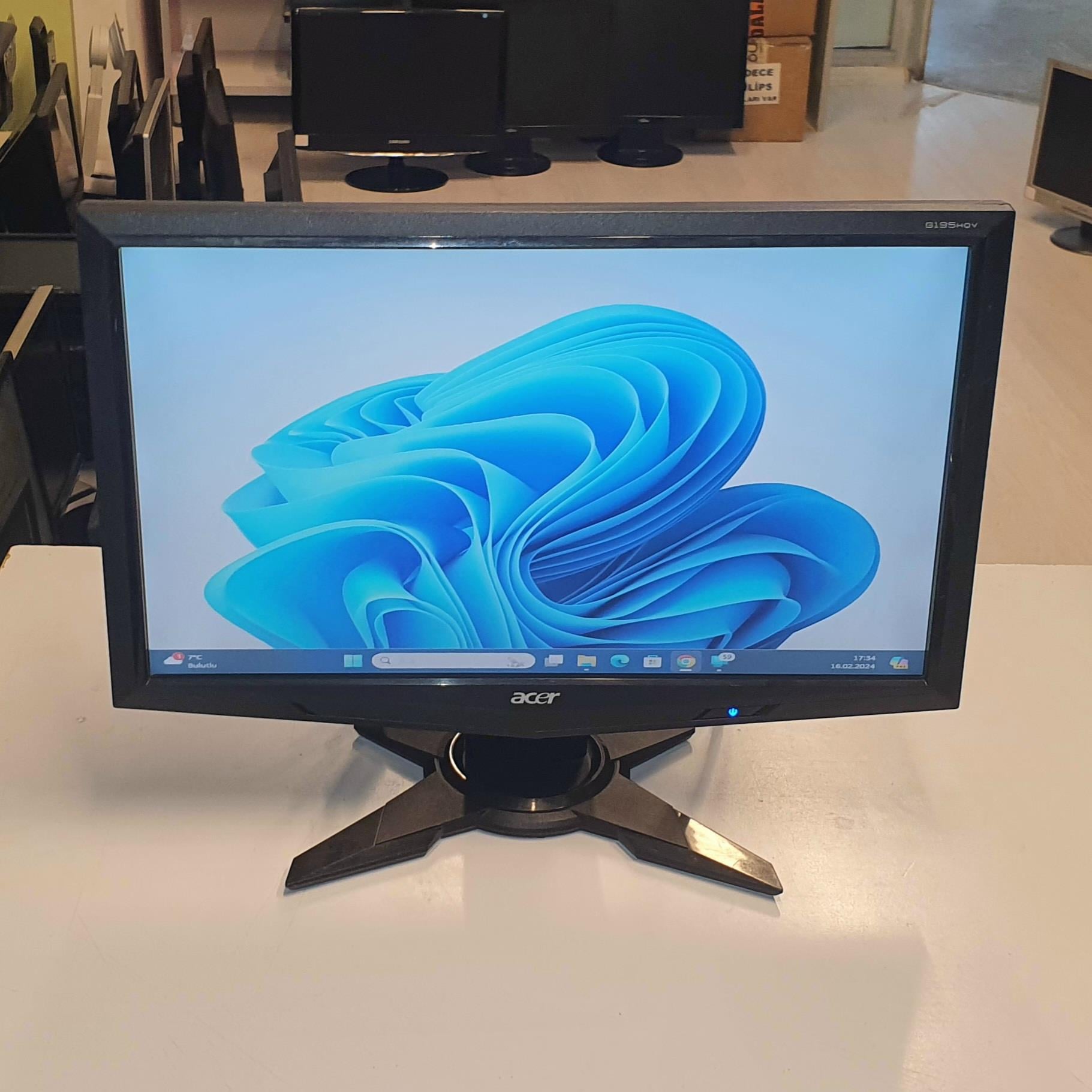 Acer G195HQV 18.5 inç LCD Monitör 2.El 