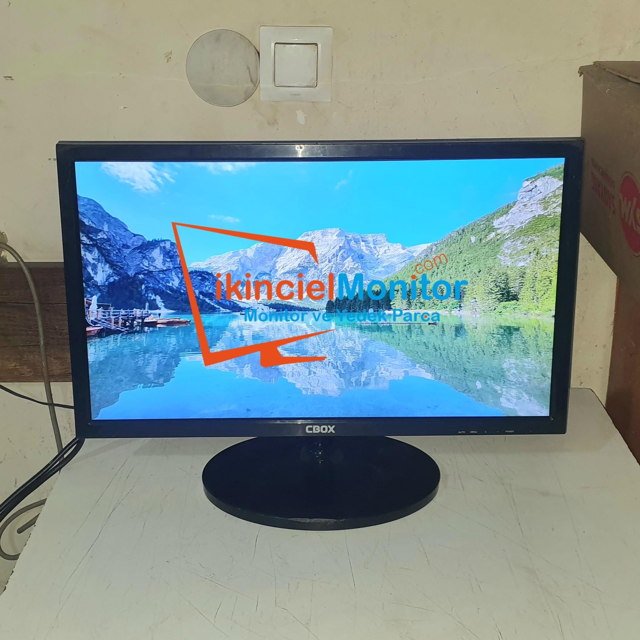 HDMI Girişli 21.5