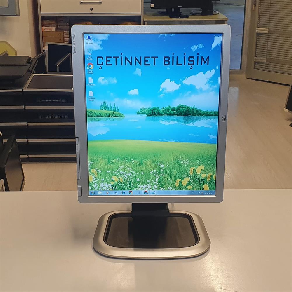 HP Hewlett-PackardHP LA1951G 19 inch LCD KARE MONİTÖRLER VGA DVI ÇIKIŞLI YATAY VE DİKEY KULLANIM PİVOT AYAKLI2.EL Temiz Monitör2.El HP La1951g 19 inç Lcd Kare Monitör Vga Dvı Pivot Ayaklı