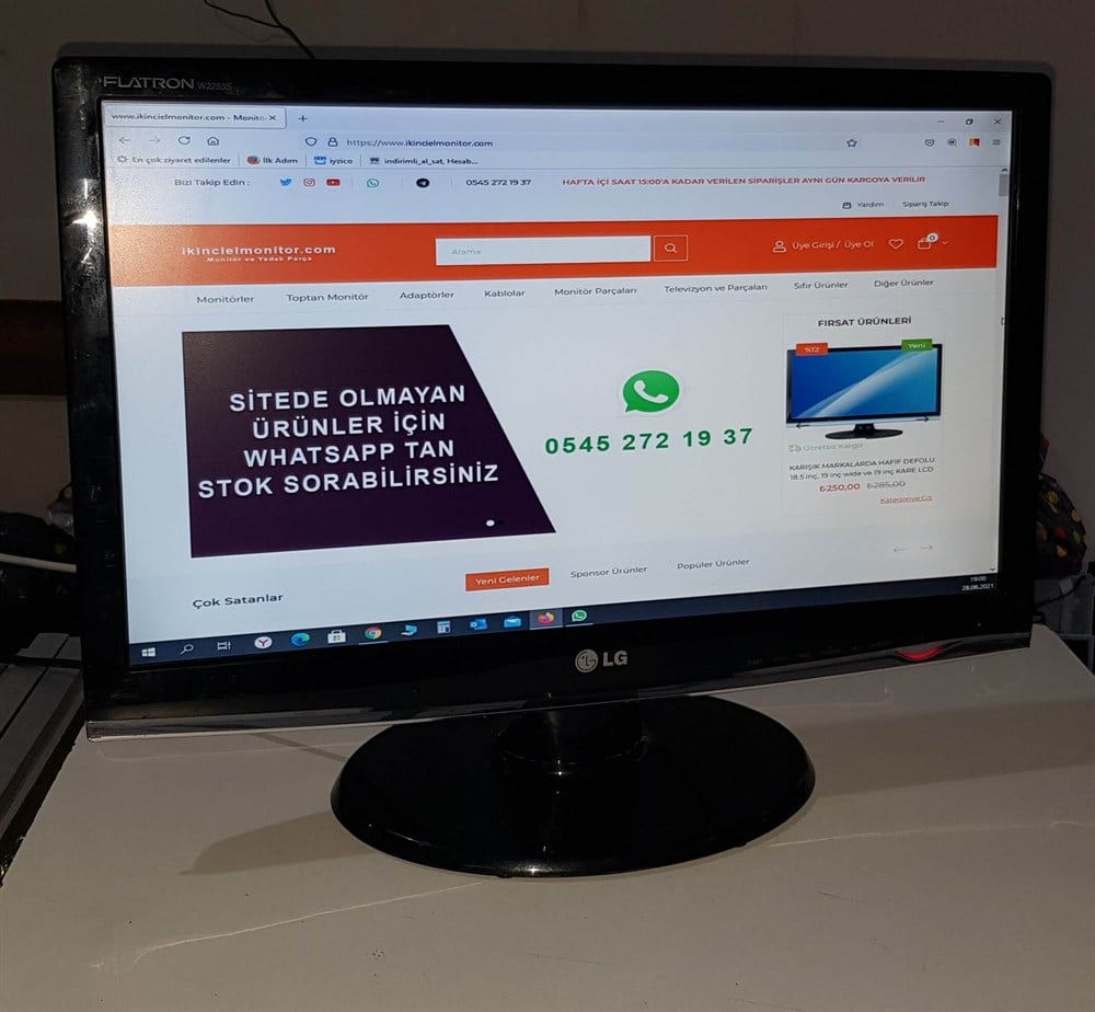 LG W2253S-PF 21.5 inch LCD WİDE GENİŞ EKRAN MONİTOR ÇOK AZ DEFOLU 1920 X1080 VGA