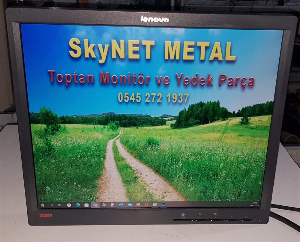 LENOVA 17 inç LCD KARE MONİTÖR VGA DVI (AYAK YOKTUR)