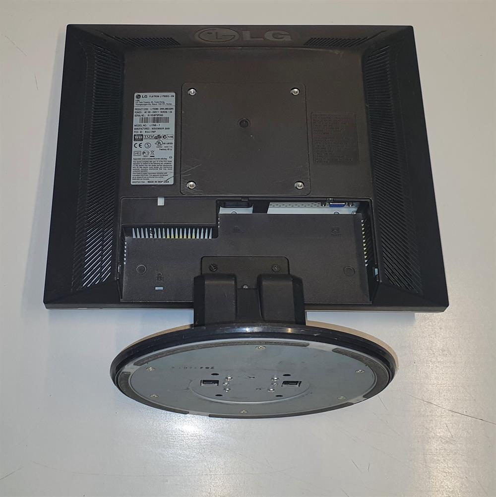 LG Flatron L1750SQ-SN 17 inç LCD Kare Monitör 2.El