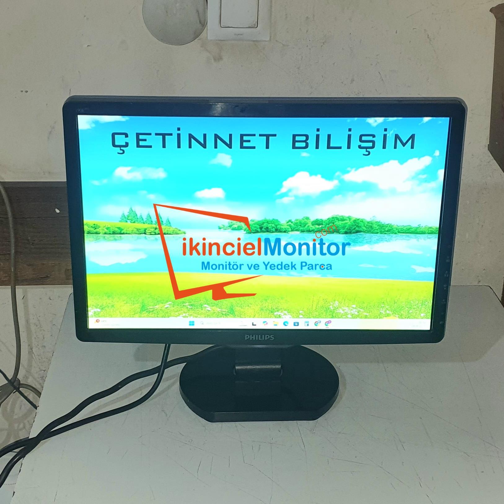 PHİLİPS 190E2 19