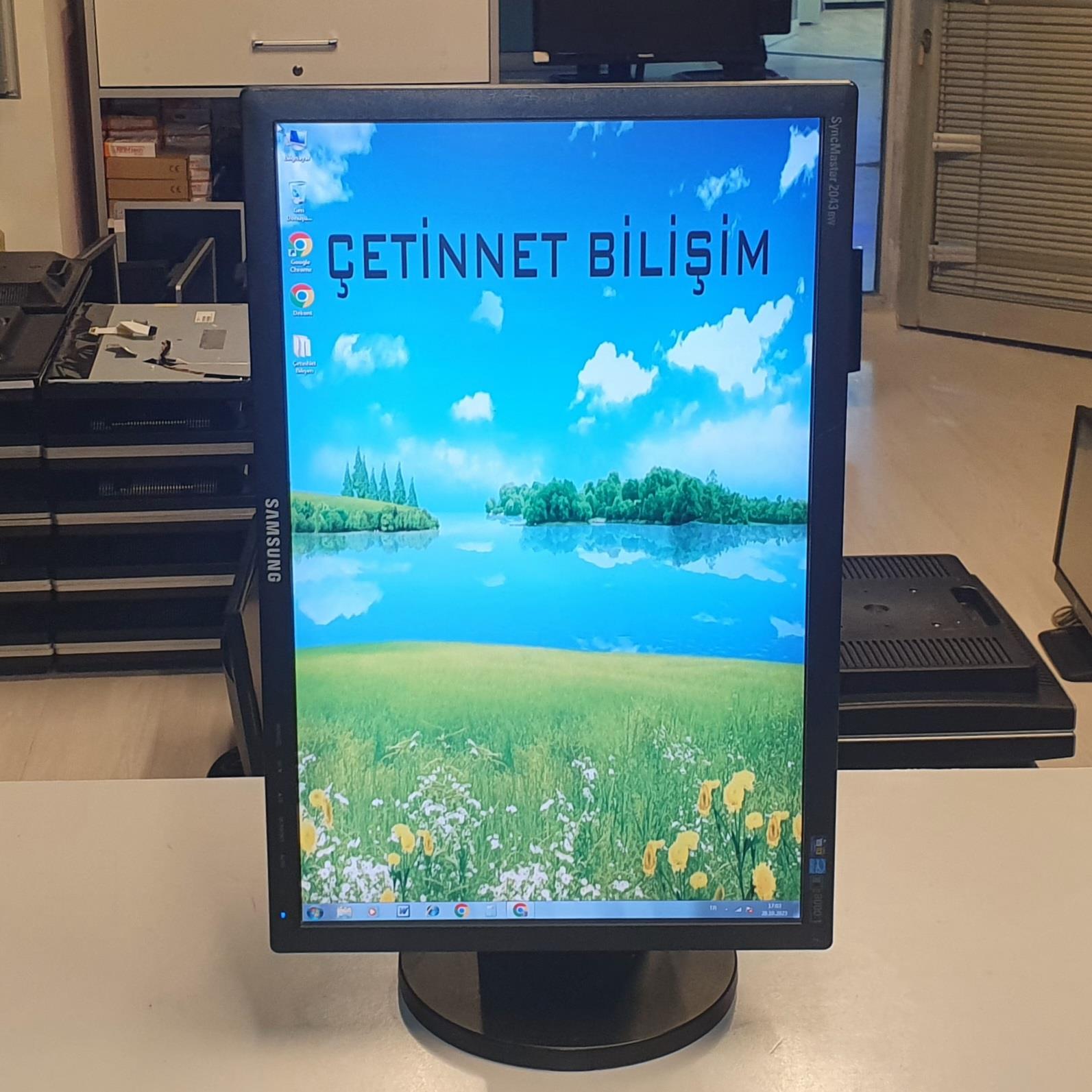 Samsung 2043BW 20 inç LCD Monitör Dikey Kullanım 2.El