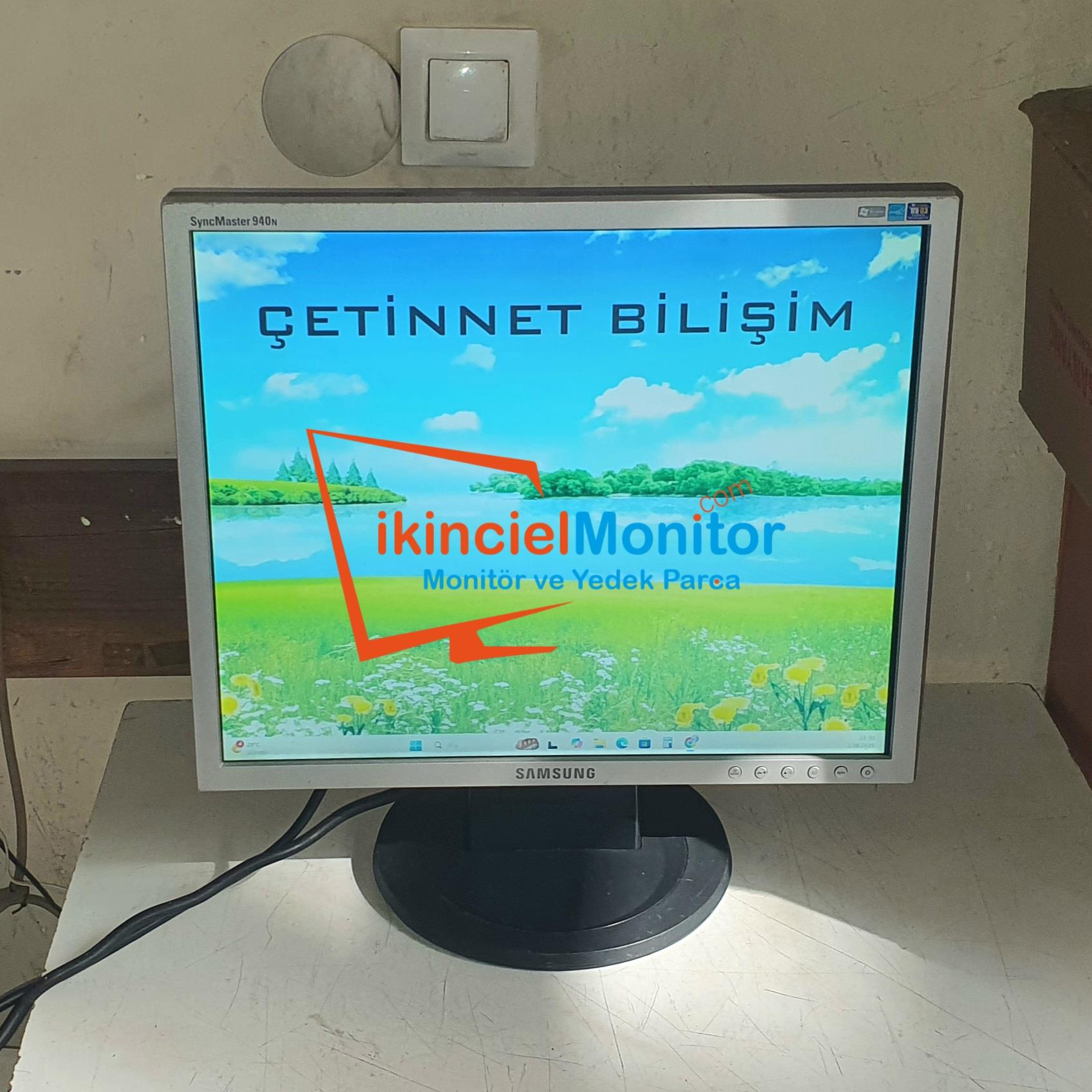 Samsung 940N 19