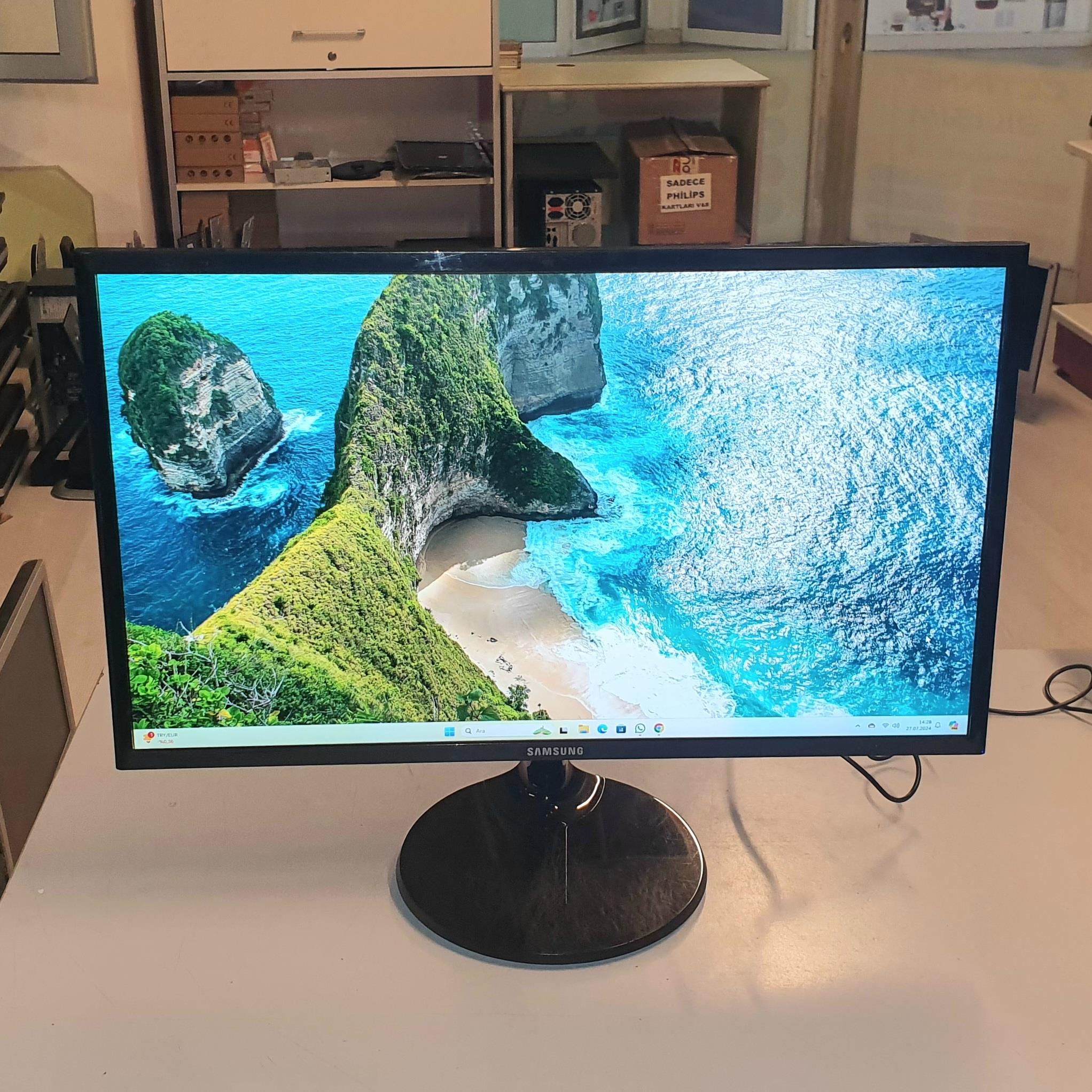 Gaming Monitör SAMSUNG S24F350FHM 24 inç HDMI 2.El