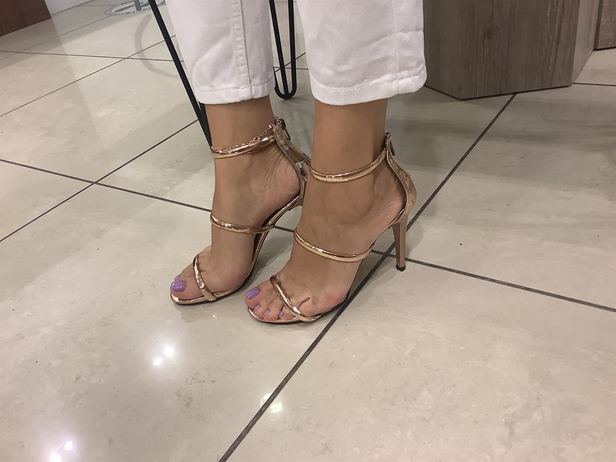 ABİYE TOPUKLU AYNALI ROSE