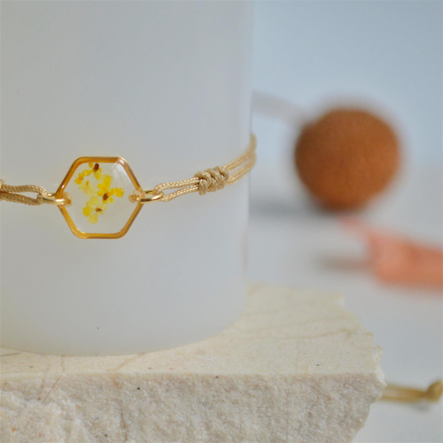 Fiorel Design | Gerçek Sarı Çiçekli Altıgen Bileklik