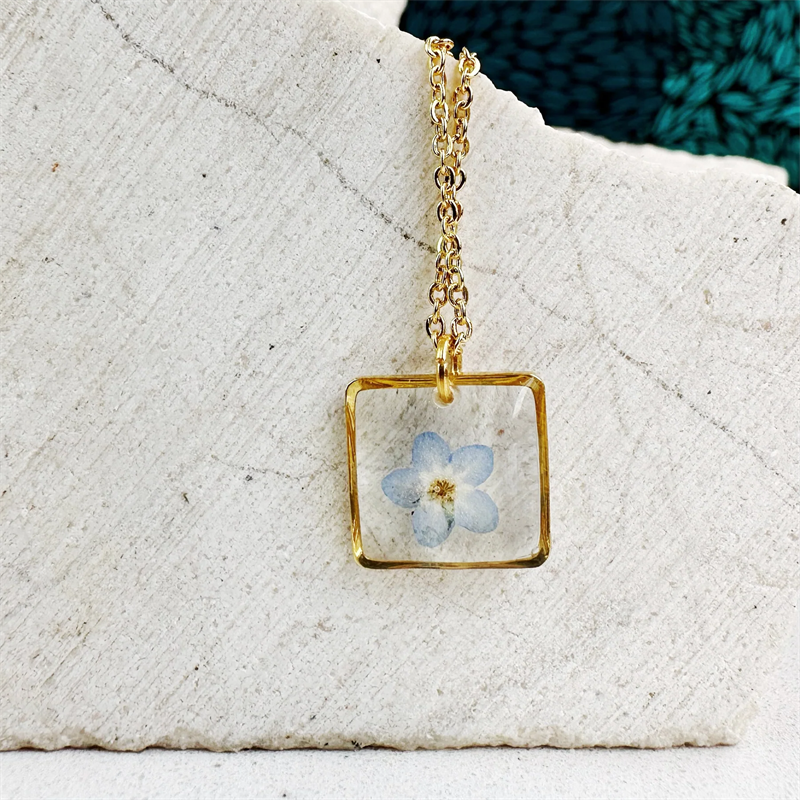 Fiorel Design | Gerçek Unutma Beni Çiçekli Kare Kolye