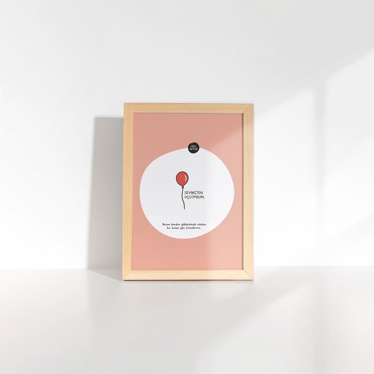 Hisli ŞeylerSevinçten Uçuyorum Çerçeveli Mini Poster