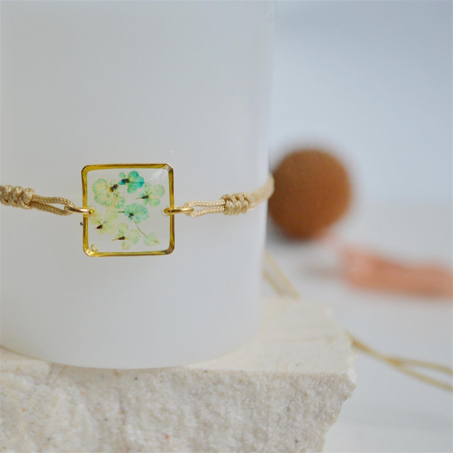 SevdiklerimizFiorel Design | Gerçek Mavi Çiçekli Kare Bileklik