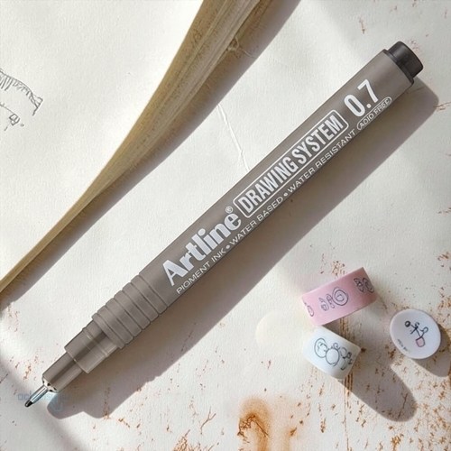 Artline Drawing System Teknik Çizim Kalemi 0.7 Siyah