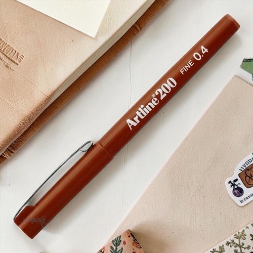 Artline Fine Yazı Kalemi 0.4mm Keçe Uçlu Kahverengi