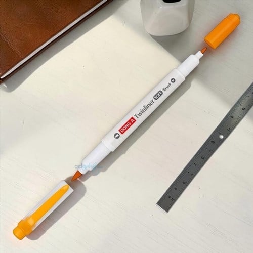 Dong-a Twinliner Soft Brush Kalem Altın Sarı